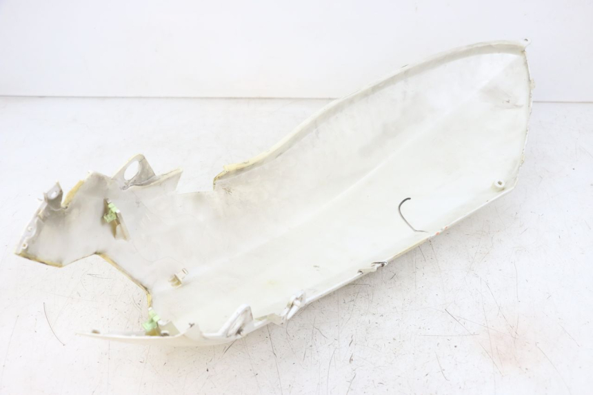 photo de HECKVERKLEIDUNG PEUGEOT KISBEE 4T 50 (2010 - 2017) - Charakteristische Merkmale