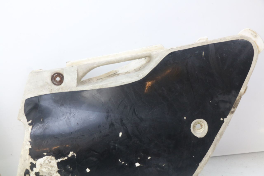 photo de HECKVERKLEIDUNG KAWASAKI KX 250 (1994 - 1998) - Details der Befestigungspunkte