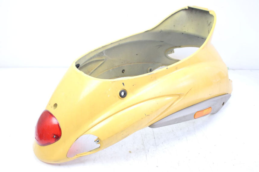 photo de HECKVERKLEIDUNG PIAGGIO LIBERTY 4T 50 (2004 - 2008) - Details der Befestigungspunkte