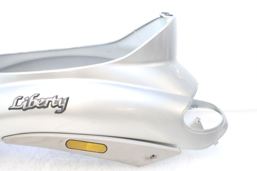 photo de HECKVERKLEIDUNG PIAGGIO LIBERTY 50 (1998 - 2003) - Charakteristische Merkmale