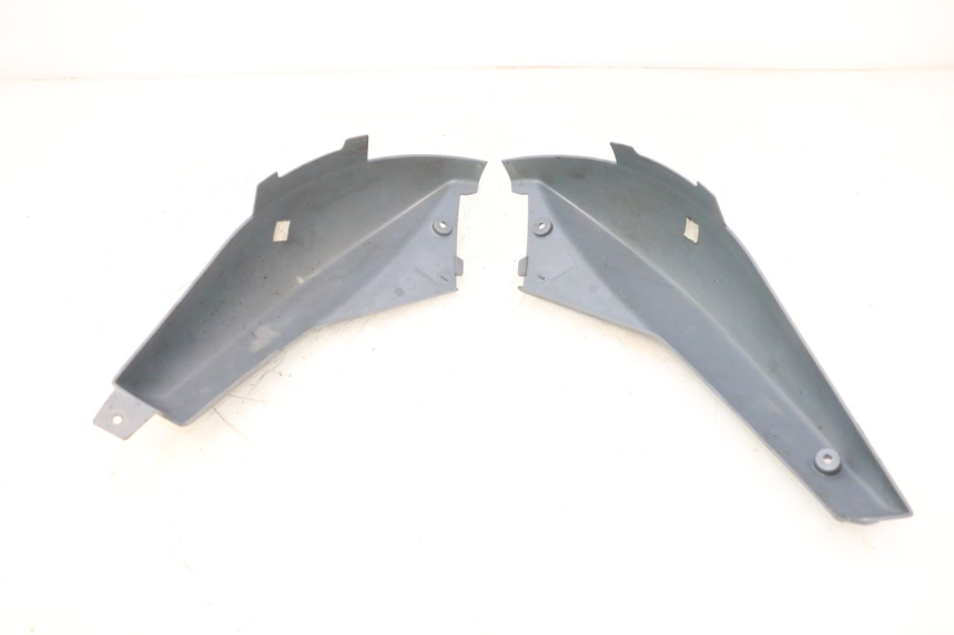 photo de HECKVERKLEIDUNG PEUGEOT LUDIX ONE 14P 50 (2004 - 2013) - Oberflächenzustand und Material