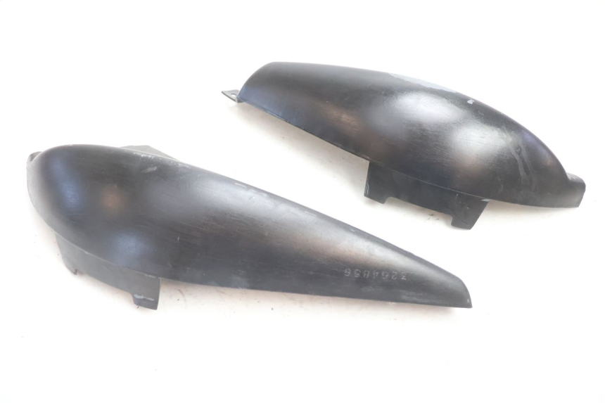 photo de HECKVERKLEIDUNG PEUGEOT LUDIX ONE 50 (2004 - 2006) - Details der Befestigungspunkte