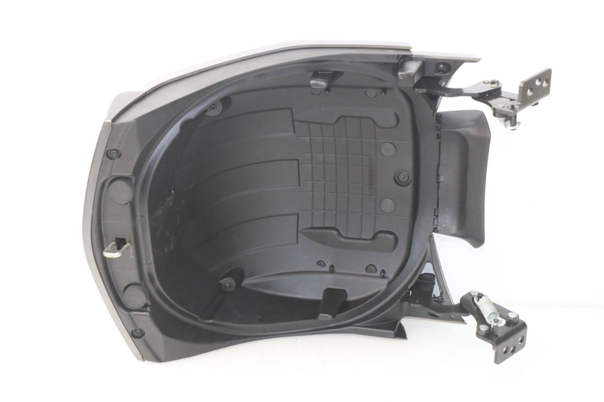 photo de HECKVERKLEIDUNG PEUGEOT METROPOLIS 400 (2017 - 2020) - Detailansicht des Bauteils