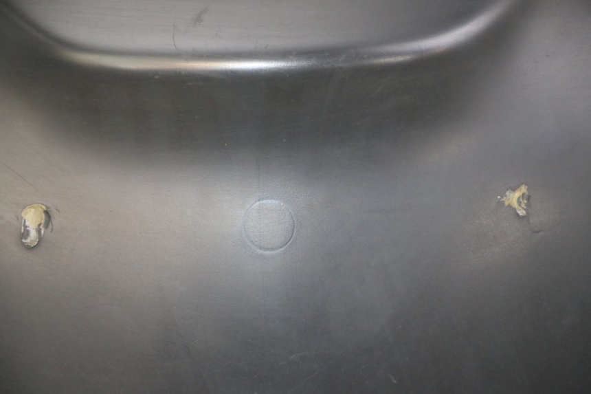 photo de HECKVERKLEIDUNG PIAGGIO MP3 LT 400 (2007 - 2012) - Oberflächenzustand und Material