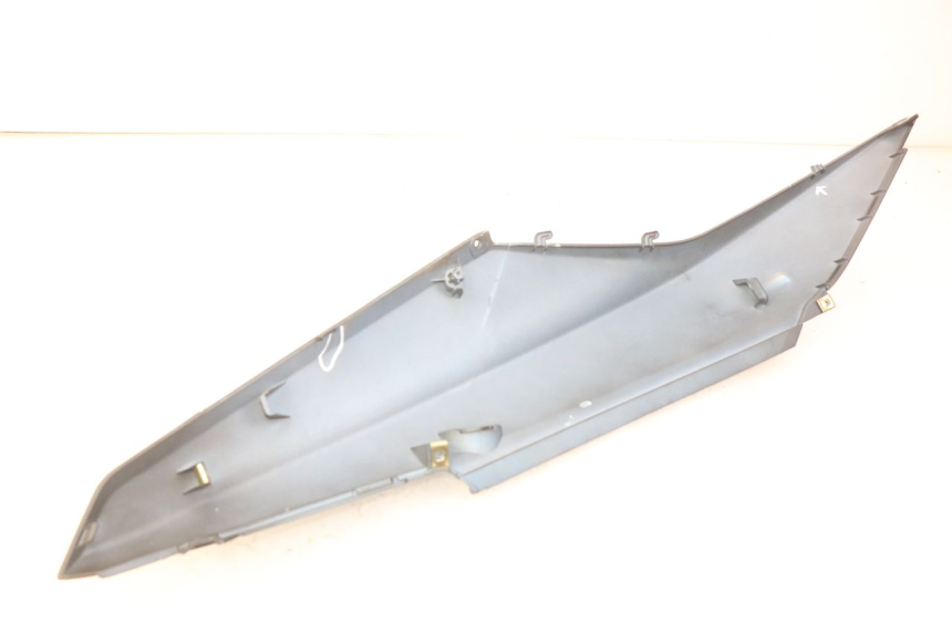 photo de HECKVERKLEIDUNG SYM ORBIT III 3 4T 50 (2021 - 2025) - Charakteristische Merkmale