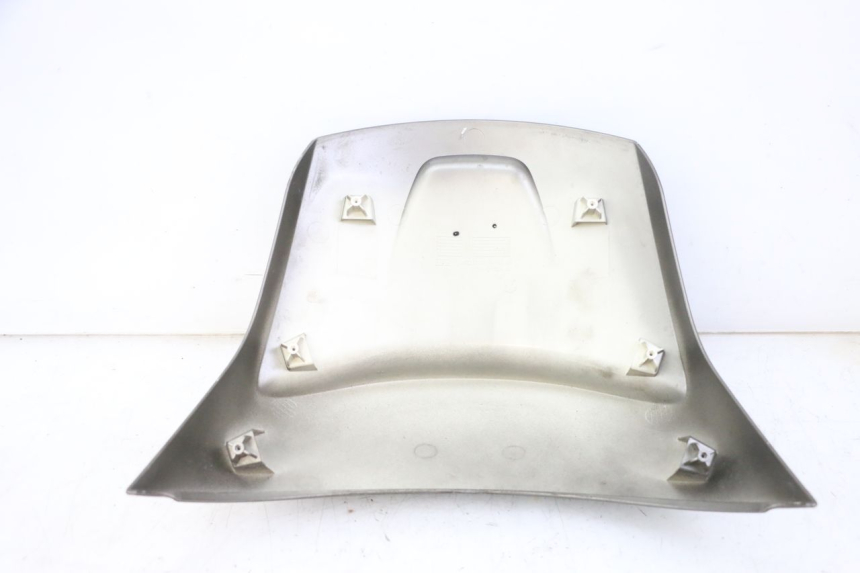 photo de HECKVERKLEIDUNG PEUGEOT SATELIS 125 (2013 - 2018) - Detailansicht des Bauteils