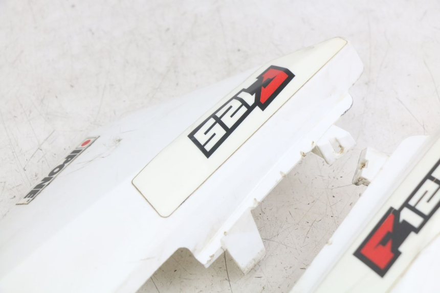 photo de HECKVERKLEIDUNG YCF R-START 125 - Charakteristische Merkmale