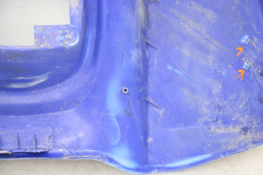 photo de HECKVERKLEIDUNG HYTRACK S 150 (2003 - 2011) - Hochauflösende Nahaufnahme