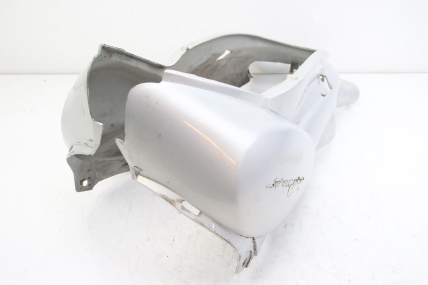 photo de HECKVERKLEIDUNG APRILIA SCARABEO 4T 50 (2009 - 2017) - Zoom auf Gebrauchszustand