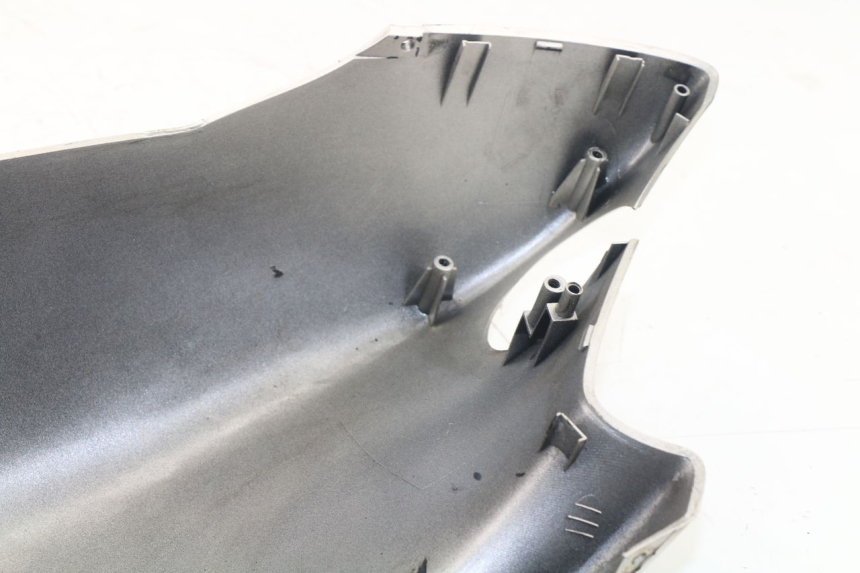 photo de HECKVERKLEIDUNG MBK SKYLINER 125 (2001 - 2003) - Detailansicht des Bauteils