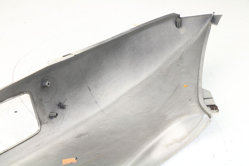 photo de HECKVERKLEIDUNG MBK SKYLINER 125 (2001 - 2003) - Oberflächenzustand und Material