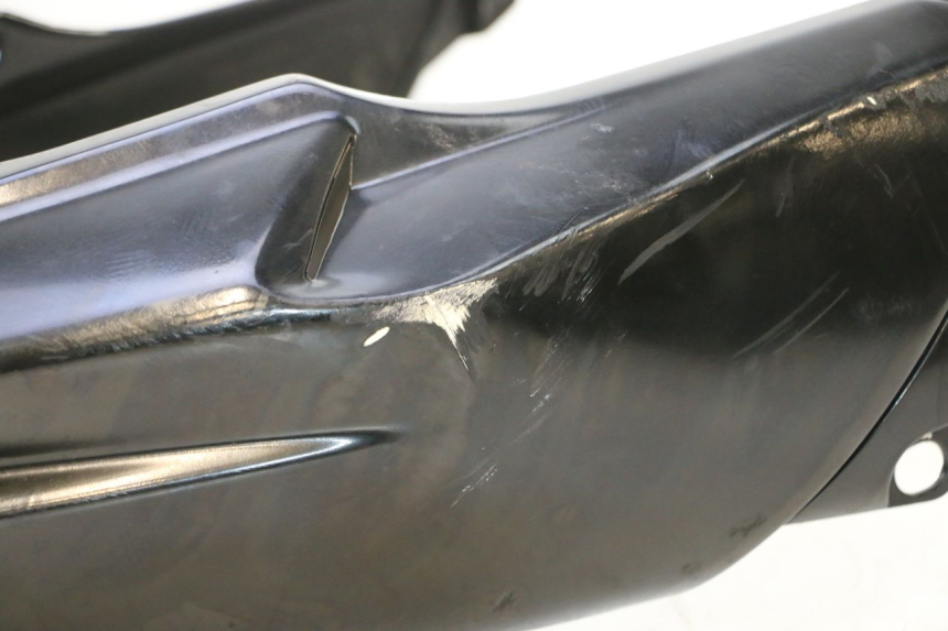 photo de HECKVERKLEIDUNG PEUGEOT SPEEDFIGHT 2 AC 50 (2000 - 2009) - Detaillierte Sichtprüfung