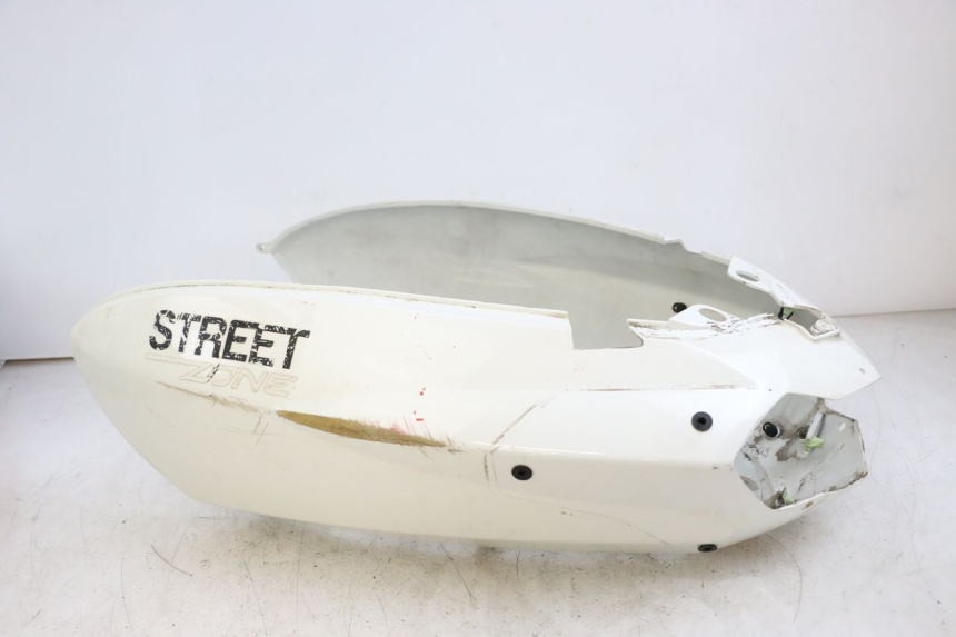 photo de HECKVERKLEIDUNG PEUGEOT STREETZONE 2T 50 (2014 - 2019) - Zoom auf Gebrauchszustand