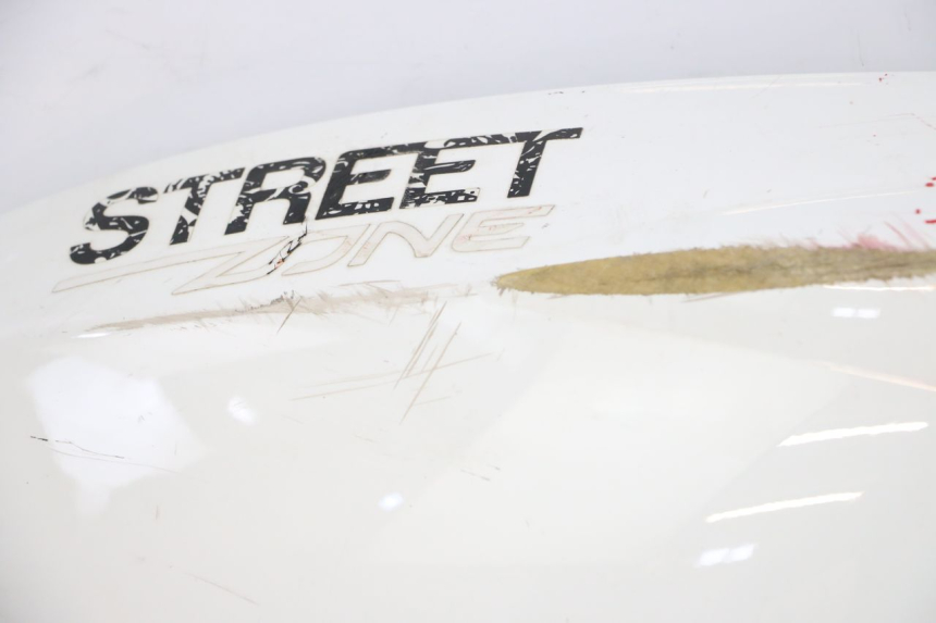 photo de HECKVERKLEIDUNG PEUGEOT STREETZONE 2T 50 (2014 - 2019) - Oberflächenzustand und Material