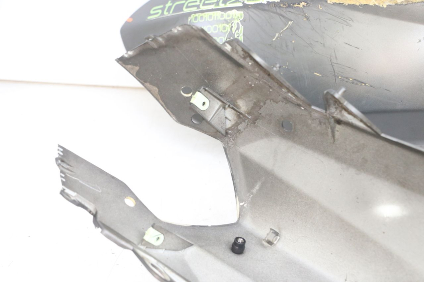 photo de HECKVERKLEIDUNG PEUGEOT STREETZONE I 2T 50 (2018 - 2020) - Charakteristische Merkmale