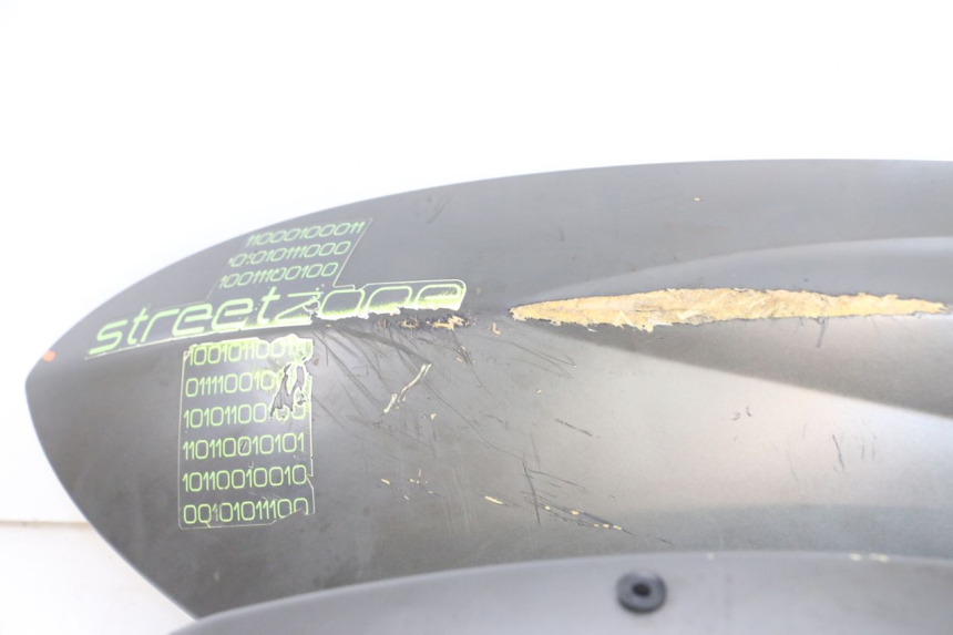 photo de HECKVERKLEIDUNG PEUGEOT STREETZONE I 2T 50 (2018 - 2020) - Detaillierte Sichtprüfung