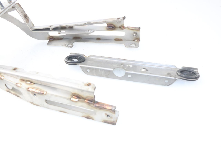 photo de HECKVERKLEIDUNG YAMAHA TDM ABS 900 (2002 - 2014) - Hochauflösende Nahaufnahme