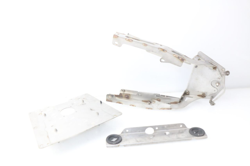 photo de HECKVERKLEIDUNG YAMAHA TDM ABS 900 (2002 - 2014) - Kennzeichnungen und Originalreferenzen