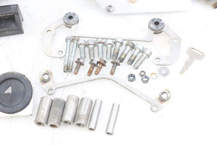 photo de HECKVERKLEIDUNG YAMAHA TDM ABS 900 (2002 - 2014) - Profilansicht des Ersatzteils