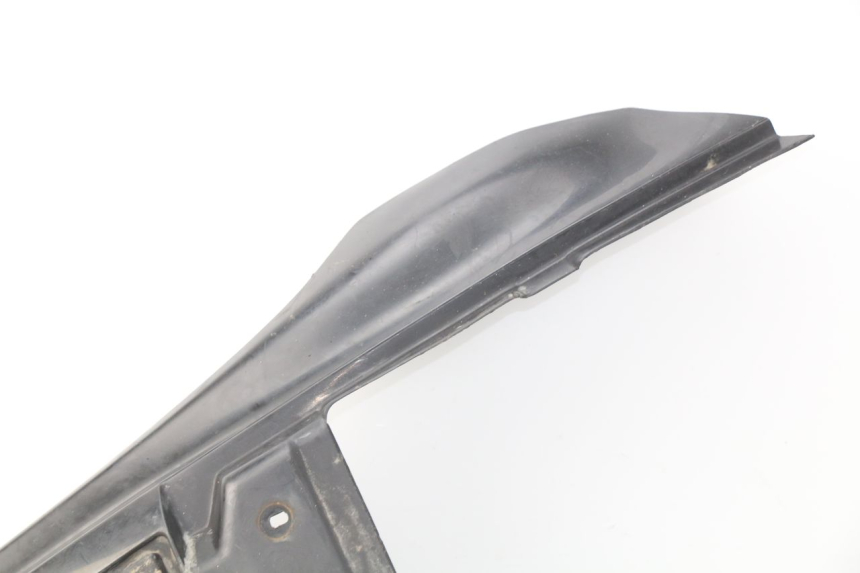 photo de HECKVERKLEIDUNG YAMAHA TW 125 (1998 - 2002) - Oberflächenzustand und Material