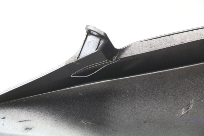 photo de HECKVERKLEIDUNG HONDA VFR F 1200 (2010 - 2015) - Zoom auf Gebrauchszustand