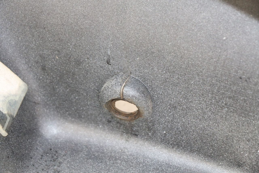 photo de HECKVERKLEIDUNG DAELIM VJ ROADWIN FI 125 (2008 - 2017) - Zoom auf Gebrauchszustand