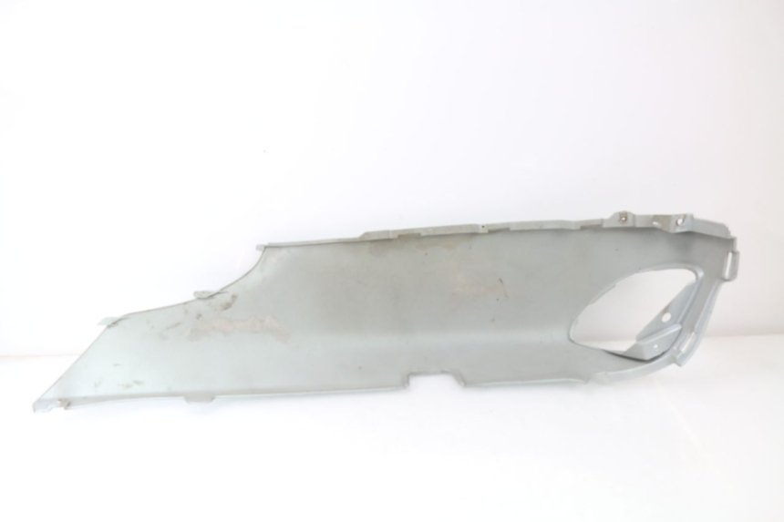 photo de HECKVERKLEIDUNG PIAGGIO X9 125 (2000 - 2003) - Oberflächenzustand und Material