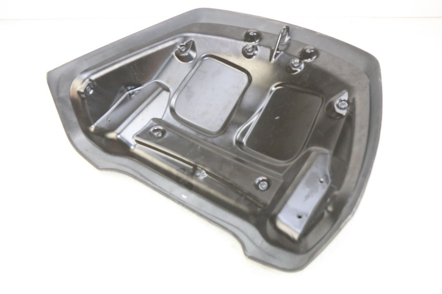 photo de HECKVERKLEIDUNG PIAGGIO XEVO - X EVO 125 (2007 - 2017) - Alternative Perspektive