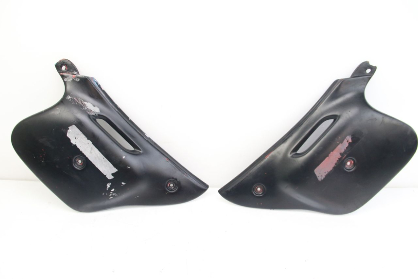 photo de HECKVERKLEIDUNG PEUGEOT XP6 50 (1997 - 2003) - Hauptansicht