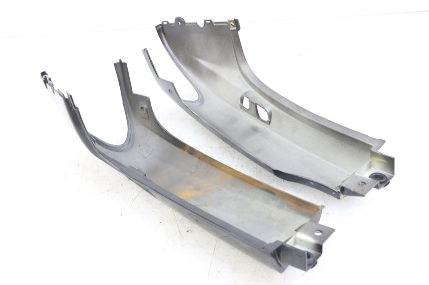 photo de HECKVERKLEIDUNG SYM XS 125 (2007 - 2016) - Geprüftes Gebrauchtteil