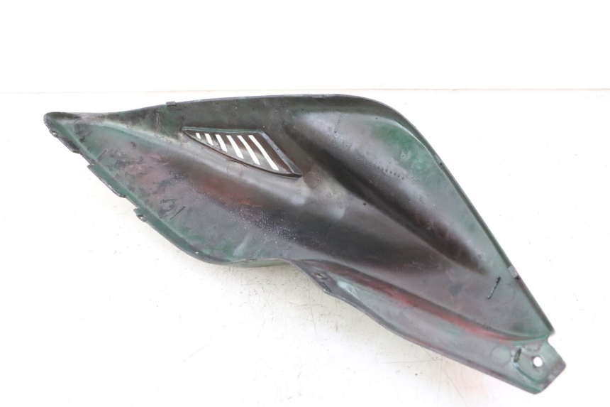 photo de HECKVERKLEIDUNG YAMAHA AEROX 50 (1997 - 2006) - Zoom auf Komponenten