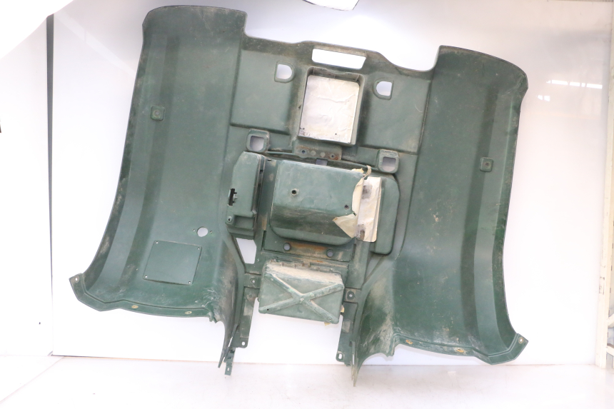 photo de HECKVERKLEIDUNG YAMAHA YFM BRUIN 350 (2003 - 2009) - Details der Befestigungspunkte