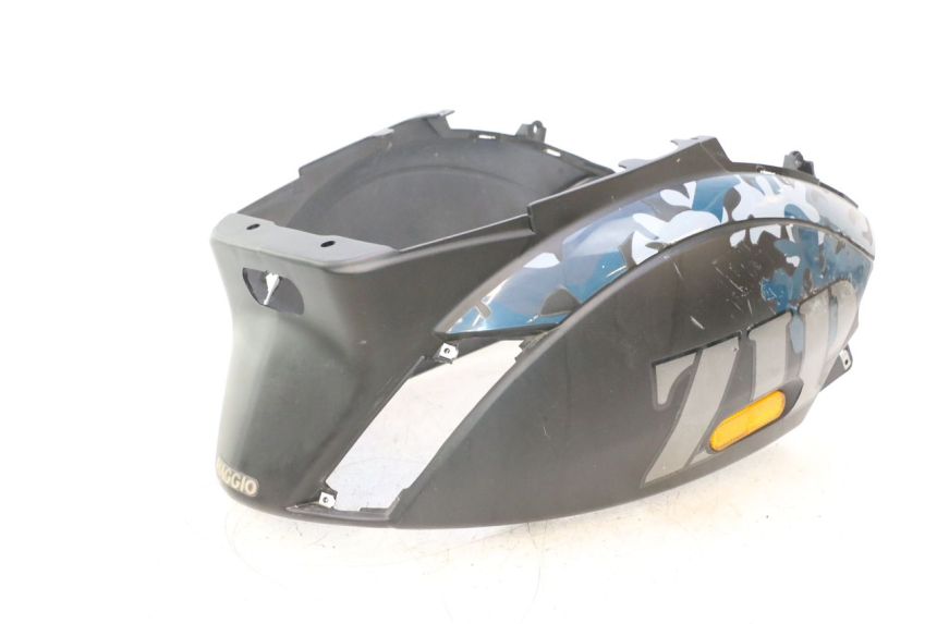 photo de HECKVERKLEIDUNG PIAGGIO ZIP 2T 50 (2009 - 2019) - Details der Befestigungspunkte