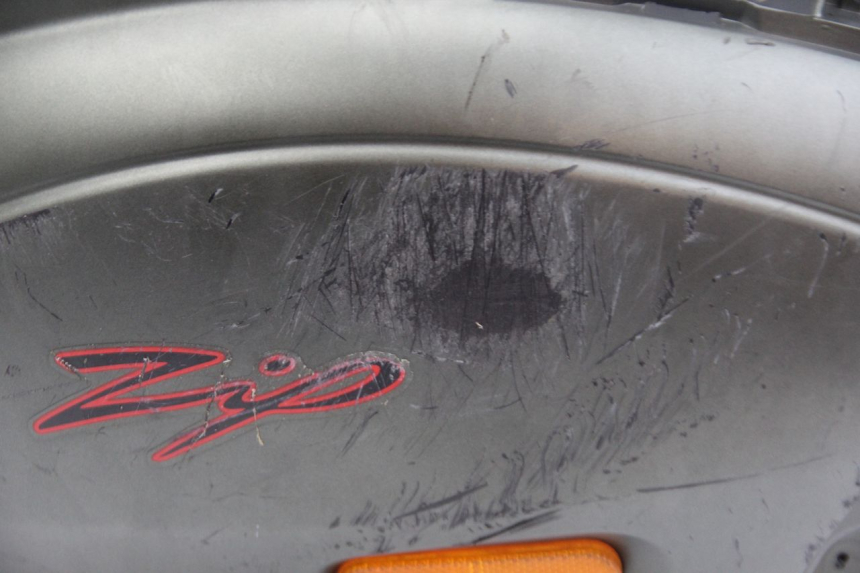 photo de HECKVERKLEIDUNG PIAGGIO ZIP 4T 50 (2018 - 2020) - Zoom auf Gebrauchszustand