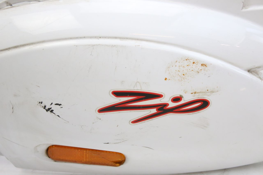 photo de HECKVERKLEIDUNG PIAGGIO ZIP 4T 50 (2018 - 2020) - Kennzeichnungen und Originalreferenzen