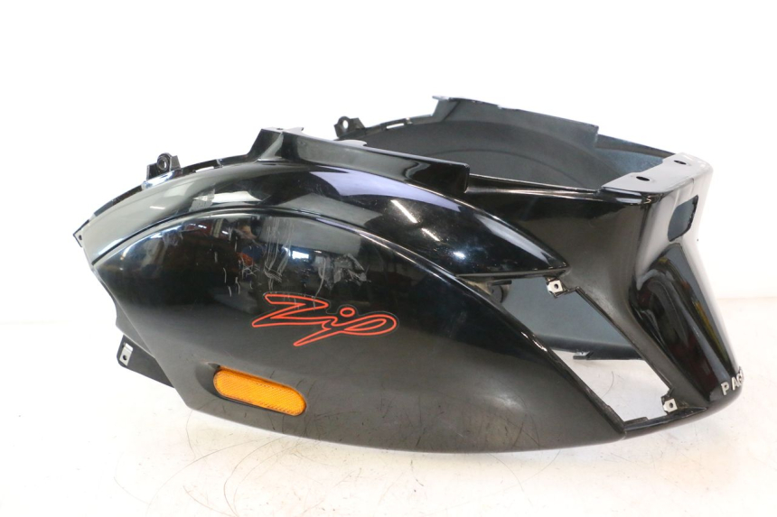 photo de HECKVERKLEIDUNG PIAGGIO ZIP IGET 4T 50 (2021 - 2023) - Hauptansicht