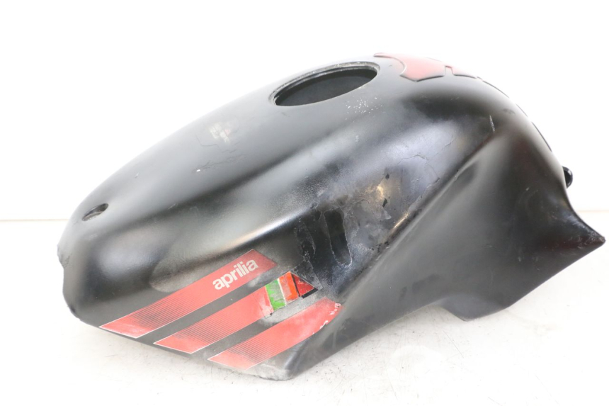 photo de TANK VERKLEIDUNG APRILIA RS 50 (1999 - 2005) - Details der Befestigungspunkte