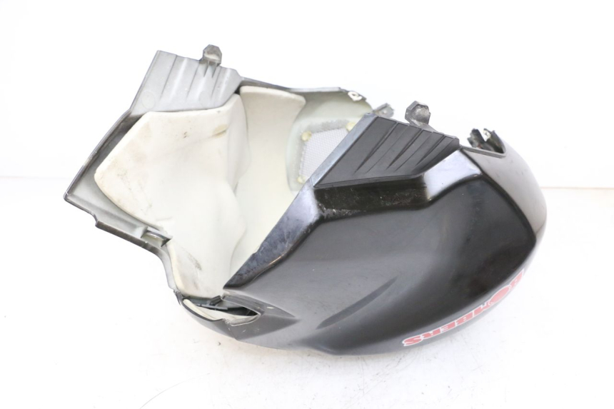 photo de TANK VERKLEIDUNG MAG POWER BOMBERS 4T 50 (2016 - 2026) - Details der Befestigungspunkte