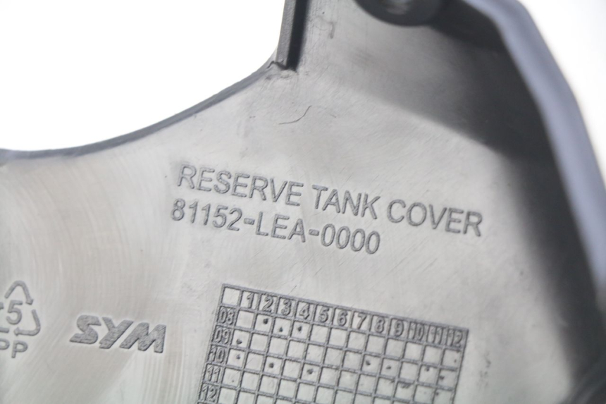 photo de TANKVERKLEIDUNG SYM CITYCOM CITY COM 125 (2009 - 2014) - Detailansicht des Bauteils