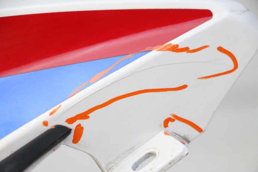 photo de TANK VERKLEIDUNG RECHTE BMW G310 R 310 (2016 - 2020) - Geprüftes Gebrauchtteil