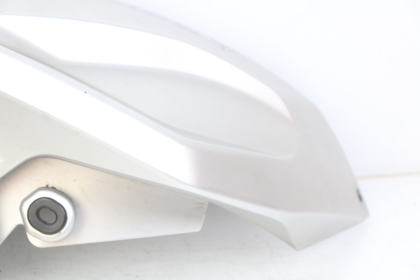 photo de RECHTER TANKVERKLEIDUNG YAMAHA MT ABS 125 (2014 - 2018) - Detailansicht des Bauteils