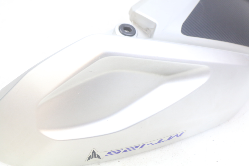 photo de RECHTER TANKVERKLEIDUNG YAMAHA MT ABS 125 (2014 - 2018) - Weitere Ansicht des Artikels