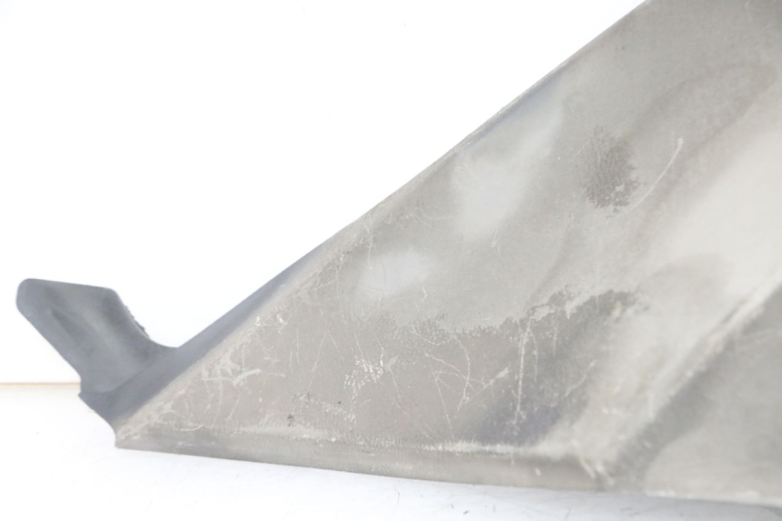 photo de TANK VERKLEIDUNG RECHTE HONDA NTV DEAUVILLE ABS 700 (2007 - 2016) - Kennzeichnungen und Originalreferenzen