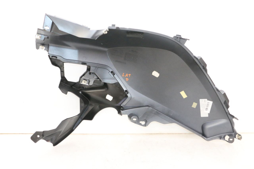 photo de TANK VERKLEIDUNG RECHTE BMW R GS 1250 (2021 - 2024) - Charakteristische Merkmale