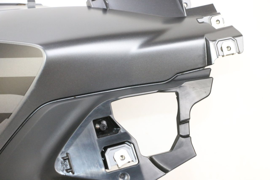 photo de TANK VERKLEIDUNG RECHTE BMW R GS 1250 (2021 - 2024) - Alternativer Blickwinkel