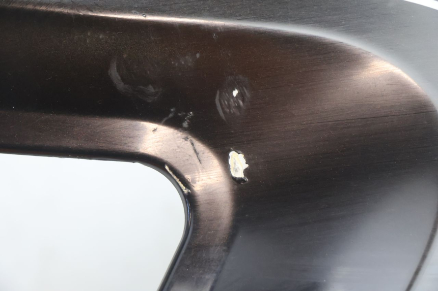 photo de TANK VERKLEIDUNG RECHTE CAN-AM SPYDER RS 1000 (2008 - 2012) - Zoom auf Gebrauchszustand