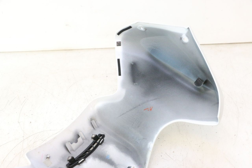 photo de TANK VERKLEIDUNG YAMAHA FZ8 800 (2010 - 2016) - Weitere Ansicht des Artikels