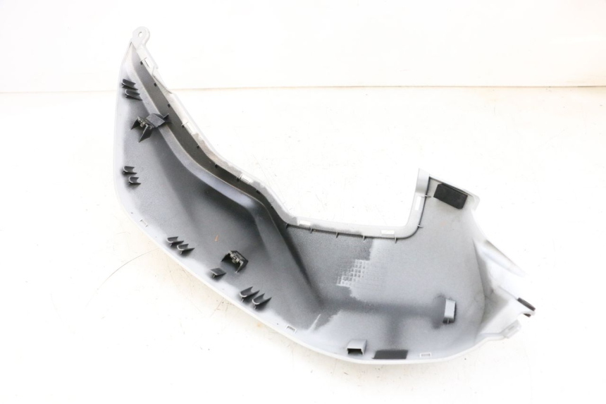 photo de TANK VERKLEIDUNG LINKS YAMAHA MT-07 MT07 ABS 700 (2018 - 2020) - Details der Befestigungspunkte