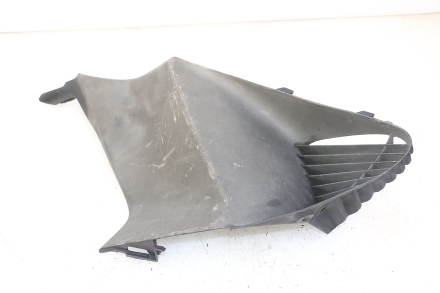 photo de TANK VERKLEIDUNG LINKS HONDA NTV DEAUVILLE ABS 700 (2007 - 2016) - Zoom auf Gebrauchszustand