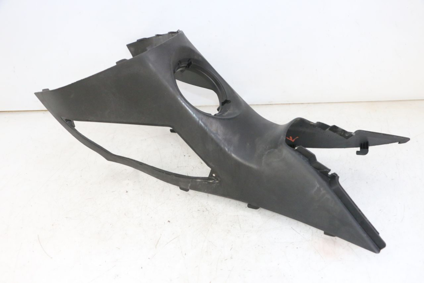 photo de TANK VERKLEIDUNG GILERA NEXUS 300 (2008 - 2013) - Details der Befestigungspunkte